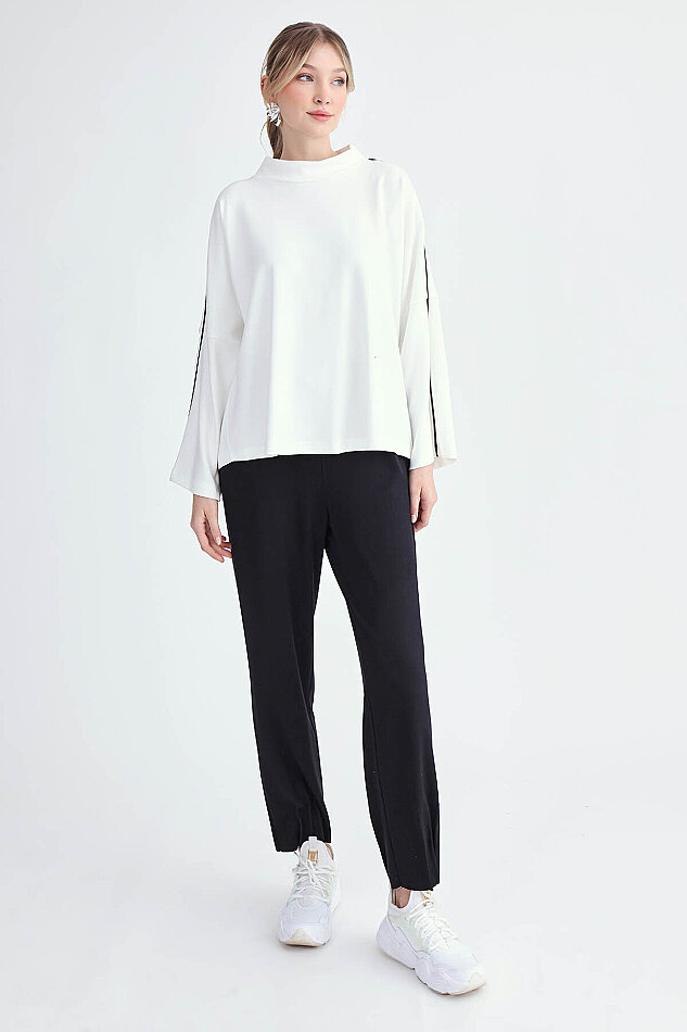 Yuvarlak Yaka Kenarı Şeritli Oversize Bluz - 8