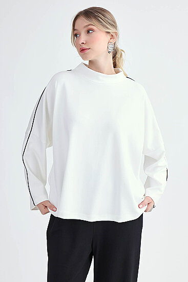 Yuvarlak Yaka Kenarı Şeritli Oversize Bluz - 7