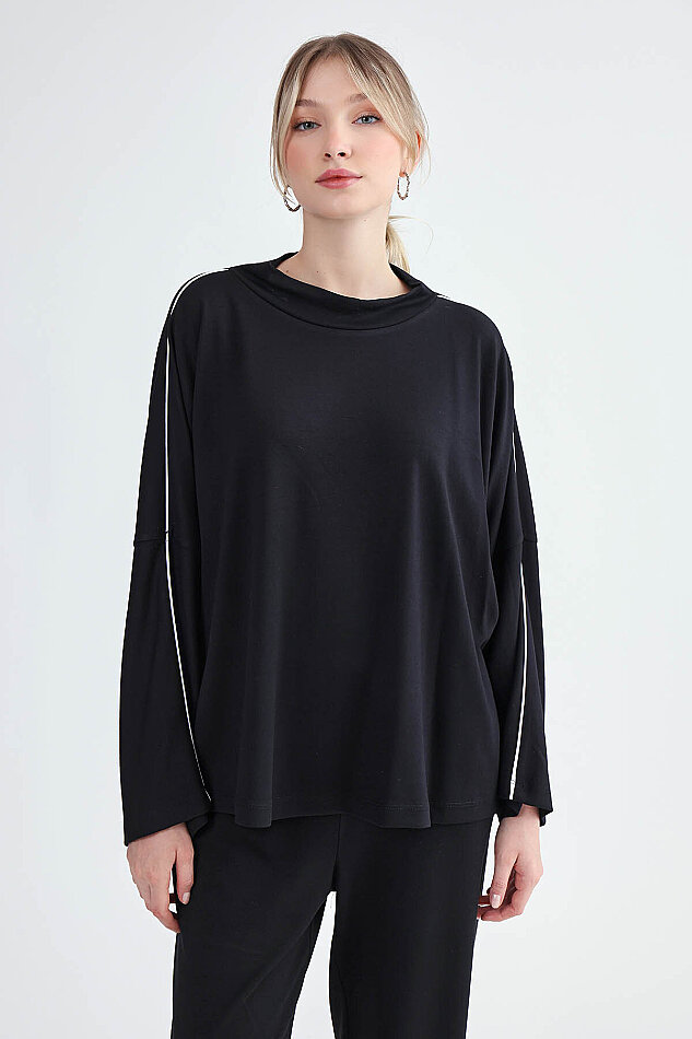 Yuvarlak Yaka Kenarı Şeritli Oversize Bluz - 14