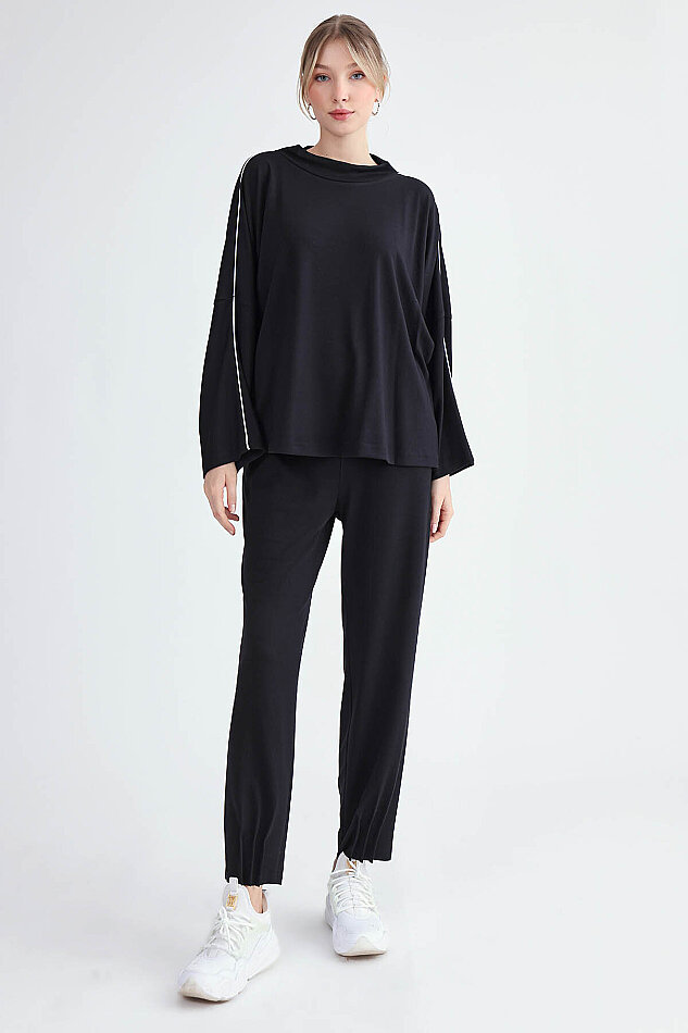 Yuvarlak Yaka Kenarı Şeritli Oversize Bluz - 13