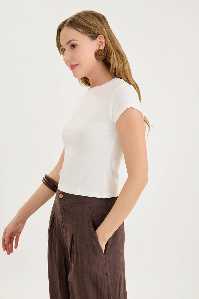 Yuvarlak Yaka Kısa Kol Crop Bluz - 4