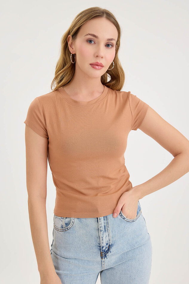 Yuvarlak Yaka Kısa Kol Crop Bluz - 9