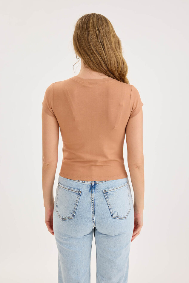 Yuvarlak Yaka Kısa Kol Crop Bluz - 10
