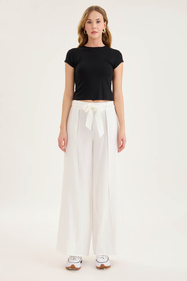 Yuvarlak Yaka Kısa Kol Crop Bluz - 13