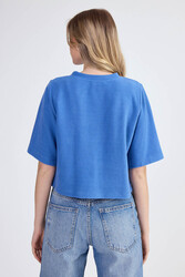 Yuvarlak Yaka Önden Dikişli Kısa Kol Crop Triko Bluz - 5