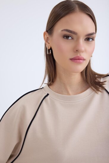 Yuvarlak Yaka Şeritli Uzun Kol Bluz - 4