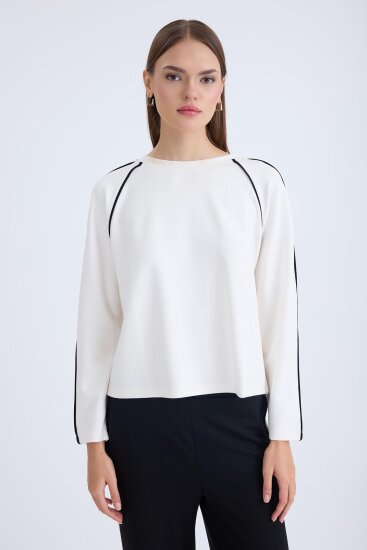 Yuvarlak Yaka Şeritli Uzun Kol Bluz - 6