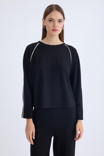 Yuvarlak Yaka Şeritli Uzun Kol Bluz - 10