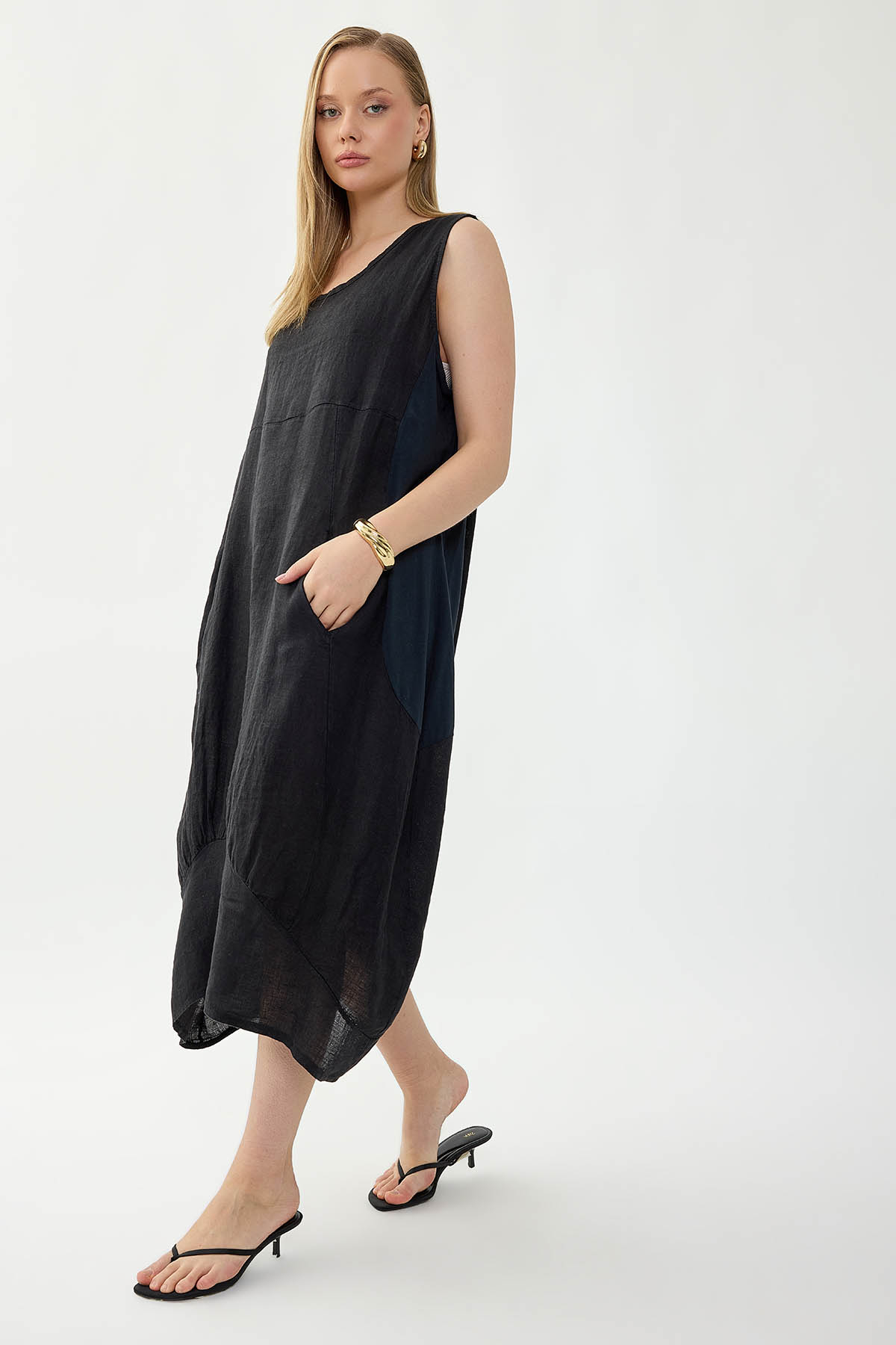 %100 Keten Yuvarlak Yaka Sıfır Kol Cepli Elbise - Thumbnail